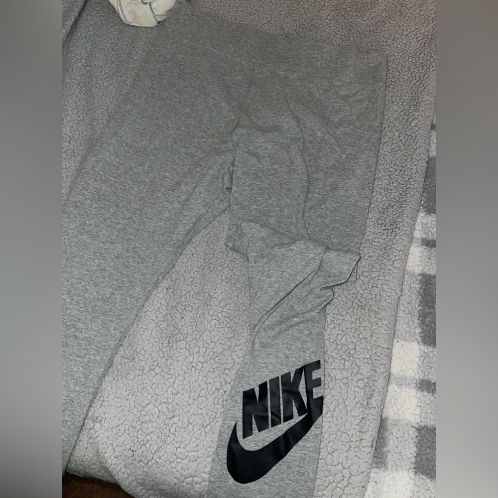 Nike Light Gray Leggings